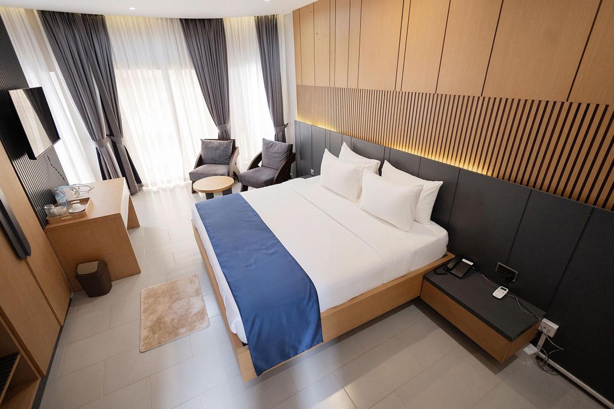 Grik Hotel - Ентеббе Екстер'єр фото